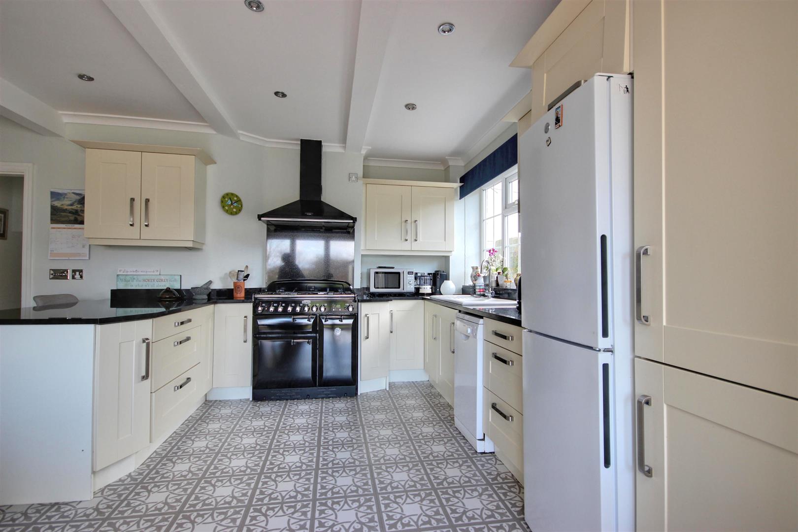 New Village Road, Little Weighton, Cottingham